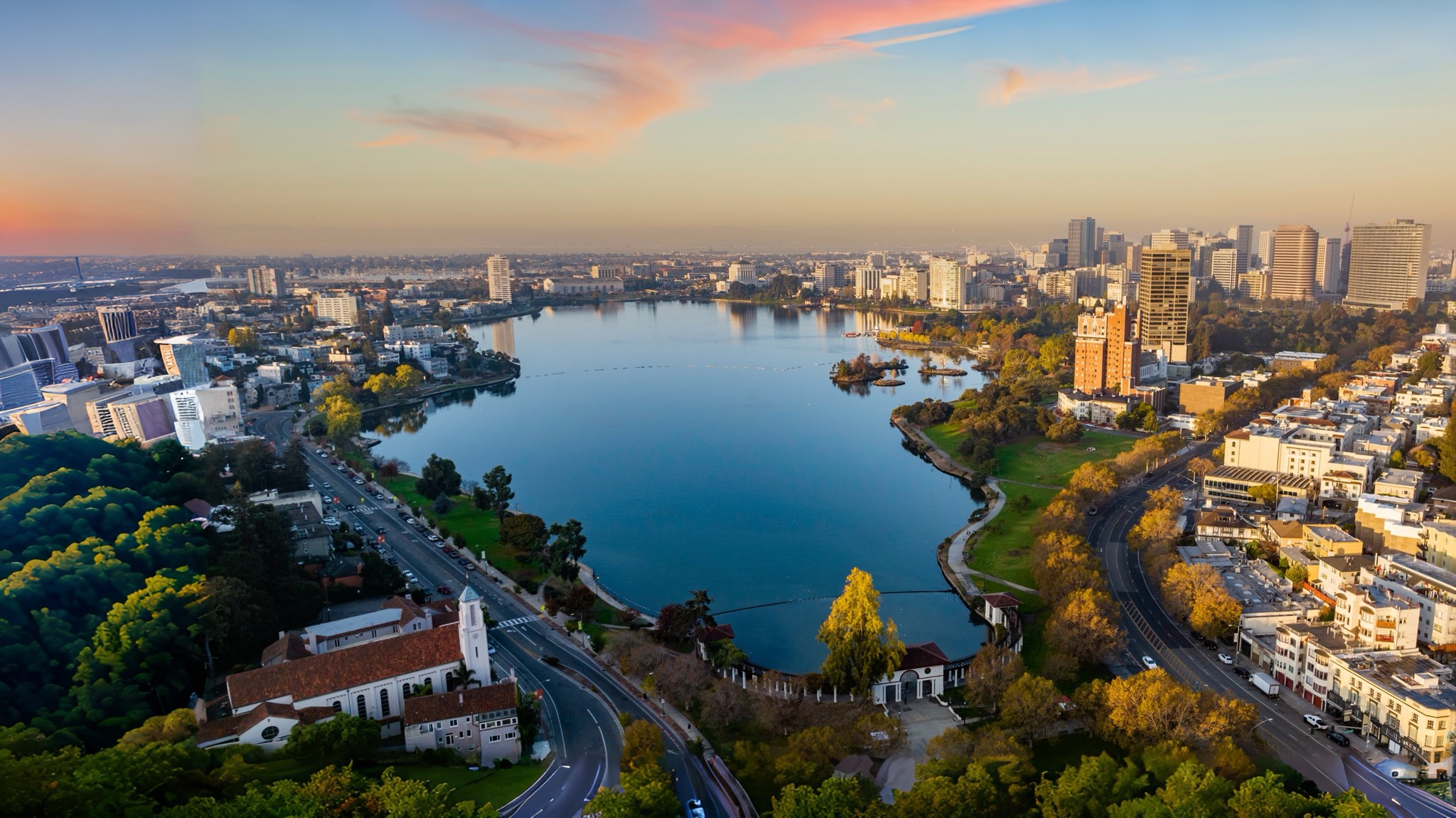 A Picture Of Lake Merritt